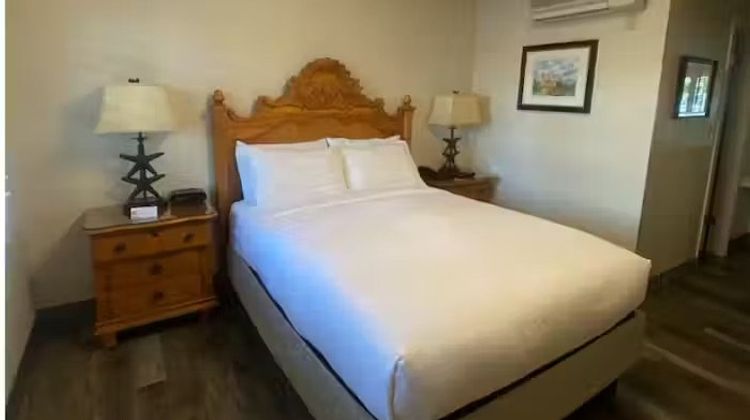 The Franciscan Inn Room