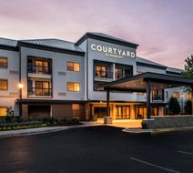 Courtyard Charlotte Ballantyne Exterior