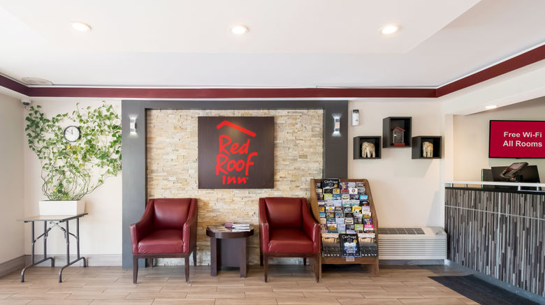 <b>Red Roof Inn Chattanooga-Lookout Mtn Lobby</b>. Images powered by <a href="https://www.leonardoworldwide.com/" title="Leonardo Worldwide" target="_blank">Leonardo</a>.