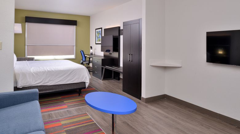 <b>Holiday Inn Express Hotel & Suites Suite</b>. Images powered by <a href="https://www.leonardoworldwide.com/" title="Leonardo Worldwide" target="_blank">Leonardo</a>.