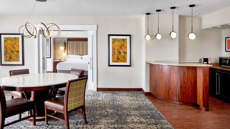 <b>Sheraton Indianapolis Keystone Crossing Suite</b>. Images powered by <a href="https://www.leonardoworldwide.com/" title="Leonardo Worldwide" target="_blank">Leonardo</a>.