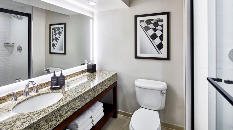 Sheraton Indianapolis Keystone Crossing Room