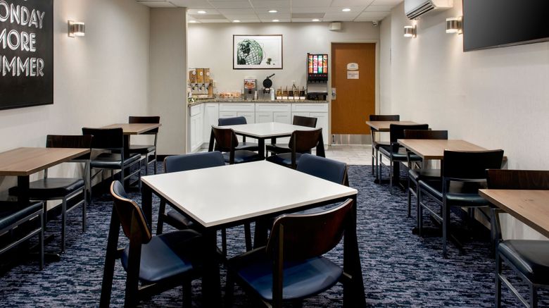 <b>Fairfield Inn NYC/LGA Airport Restaurant</b>. Images powered by <a href="https://www.leonardoworldwide.com/" title="Leonardo Worldwide" target="_blank">Leonardo</a>.