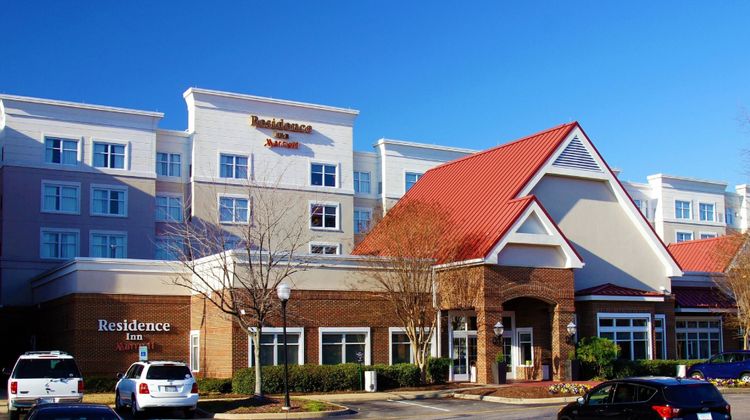 Residence Inn Chesapeake Greenbrier Exterior