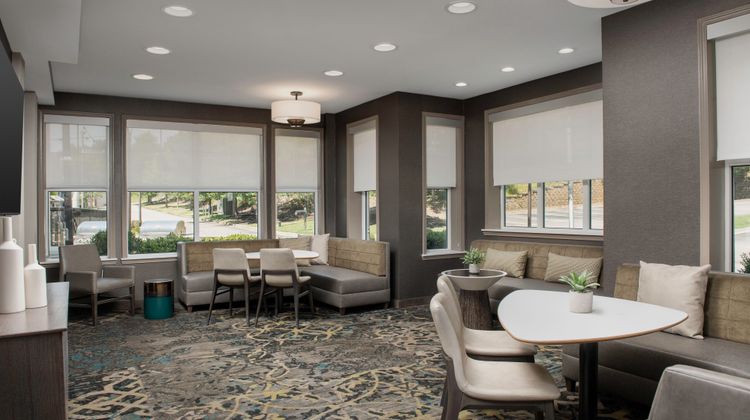 Residence Inn Birmingham Hoover Lobby