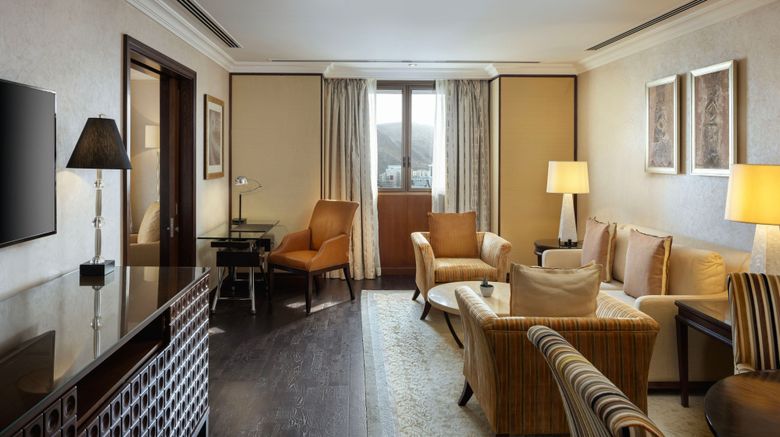 <b>Sheraton Oman Hotel Room</b>. Images powered by <a href="https://www.leonardoworldwide.com/" title="Leonardo Worldwide" target="_blank">Leonardo</a>.