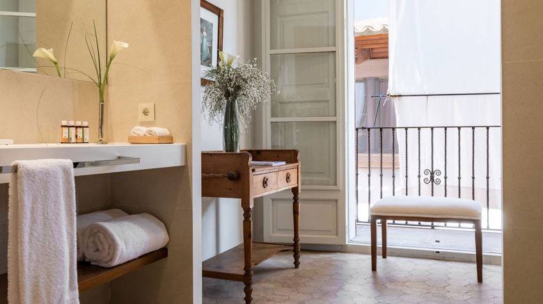 <b>Can Cera Hotel Room</b>. Images powered by <a href="https://www.leonardoworldwide.com/" title="Leonardo Worldwide" target="_blank">Leonardo</a>.