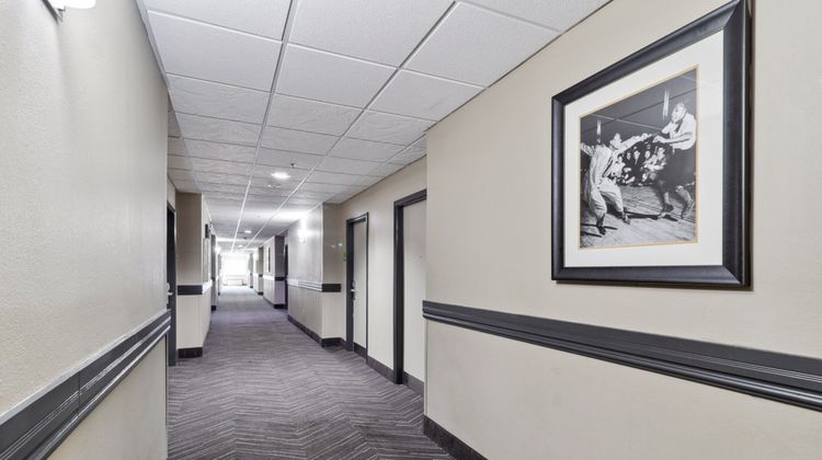 Holiday Inn Hotel & Suites Lobby