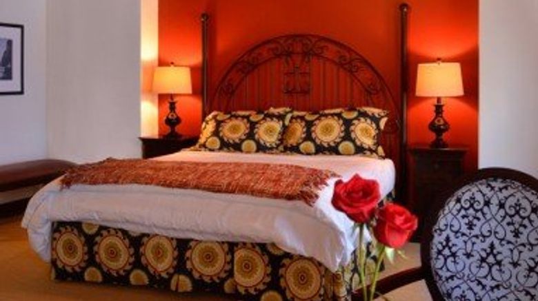 <b>Holland Hotel Room</b>. Images powered by <a href="https://www.leonardoworldwide.com/" title="Leonardo Worldwide" target="_blank">Leonardo</a>.