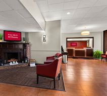 Red Roof Inn Norwich Lobby