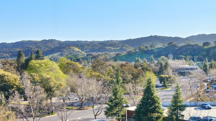 AC Hotel Pleasanton Suite