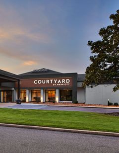 Courtyard by Marriott Memphis Airport