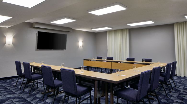 <b>Courtyard by Marriott Memphis Airport Meeting</b>. Images powered by <a href="https://www.leonardoworldwide.com/" title="Leonardo Worldwide" target="_blank">Leonardo</a>.