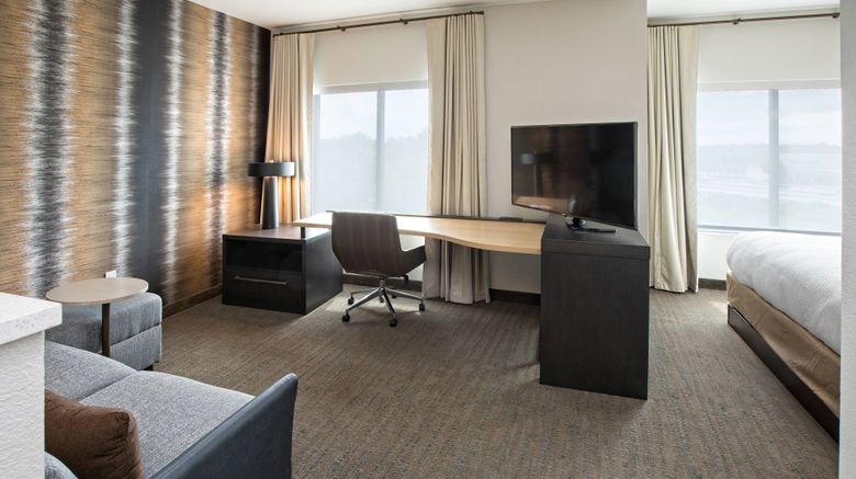 <b>Residence Inn Louisville East/Oxmoor Suite</b>. Images powered by <a href="https://www.leonardoworldwide.com/" title="Leonardo Worldwide" target="_blank">Leonardo</a>.