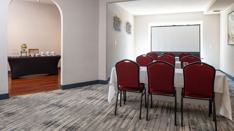 Four Points by Sheraton Victoria Gateway Meeting