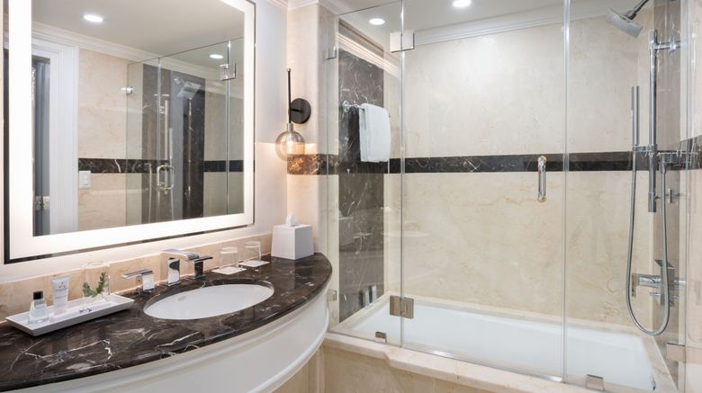 <b>JW Marriott Miami Room</b>. Images powered by <a href="https://www.leonardoworldwide.com/" title="Leonardo Worldwide" target="_blank">Leonardo</a>.