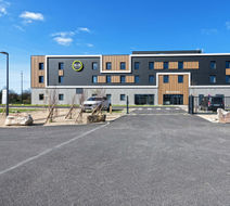 B&B Hotel Landerneau Bois Noir Exterior