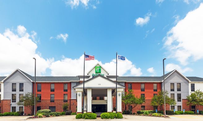 Holiday Inn Express Exterior
