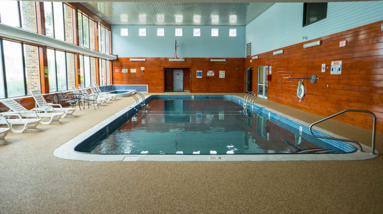 The Mariner Resort Cape Cod Pool