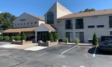 The Mariner Resort Cape Cod