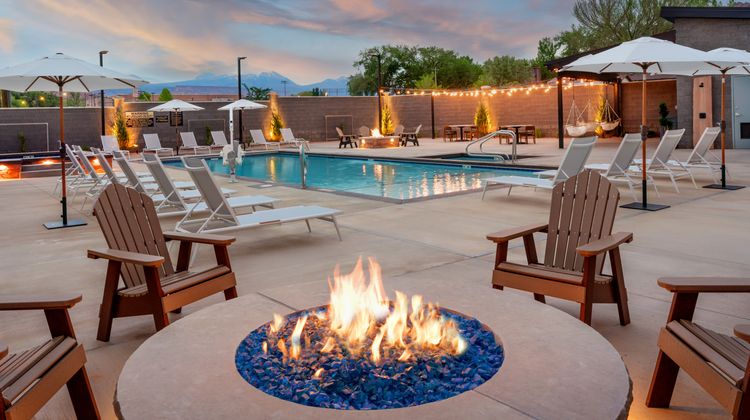 Gravity Haus Moab Pool