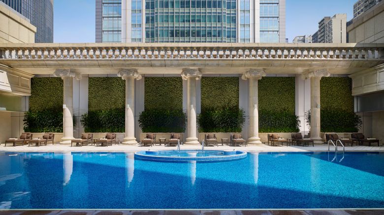 <b>The Ritz-Carlton, Guangzhou Pool</b>. Images powered by <a href="https://www.leonardoworldwide.com/" title="Leonardo Worldwide" target="_blank">Leonardo</a>.