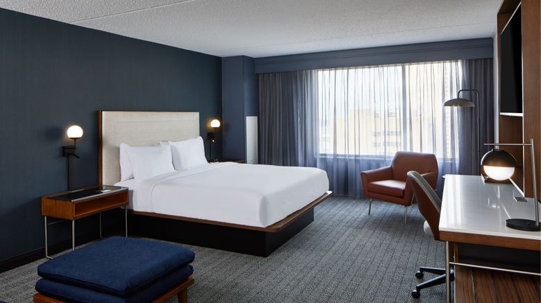 <b>Courtyard by Marriott Detroit Downtown Room</b>. Images powered by <a href="https://www.leonardoworldwide.com/" title="Leonardo Worldwide" target="_blank">Leonardo</a>.