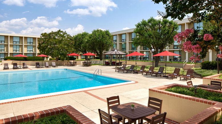 <b>Washington Dulles Airport Marriott Pool</b>. Images powered by <a href="https://www.leonardoworldwide.com/" title="Leonardo Worldwide" target="_blank">Leonardo</a>.