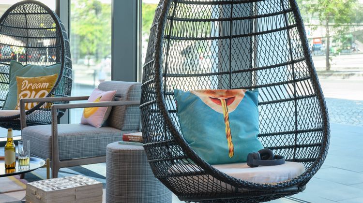 Moxy Lisboa Oriente Exterior