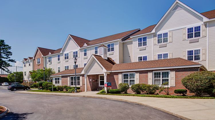 TownePlace Suites Manchester Exterior