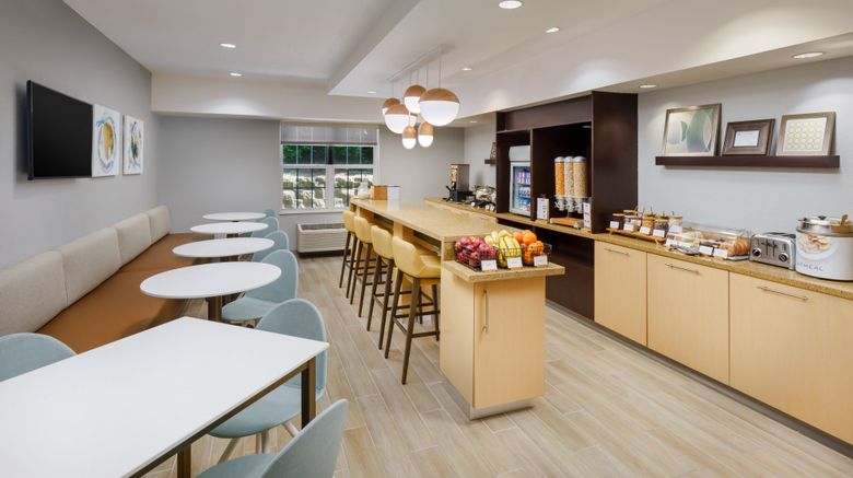 <b>TownePlace Suites Manchester Restaurant</b>. Images powered by <a href="https://www.leonardoworldwide.com/" title="Leonardo Worldwide" target="_blank">Leonardo</a>.