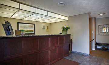 Aurora Inn