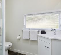 Harbour View Motel Room