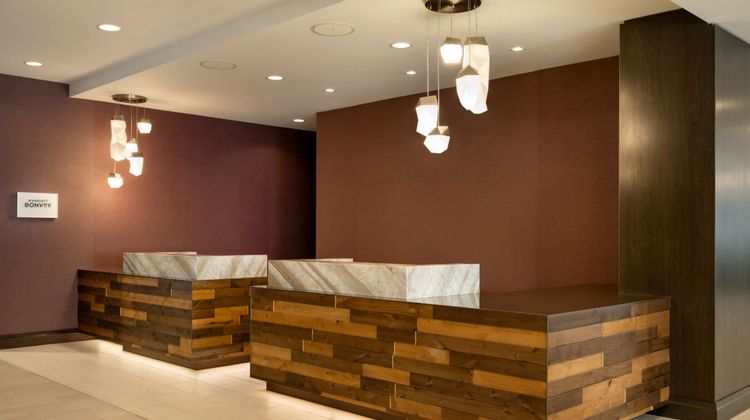Residence Inn Oakland Downtown Lobby