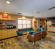 TownePlace Suites Garden of the Gods Lobby