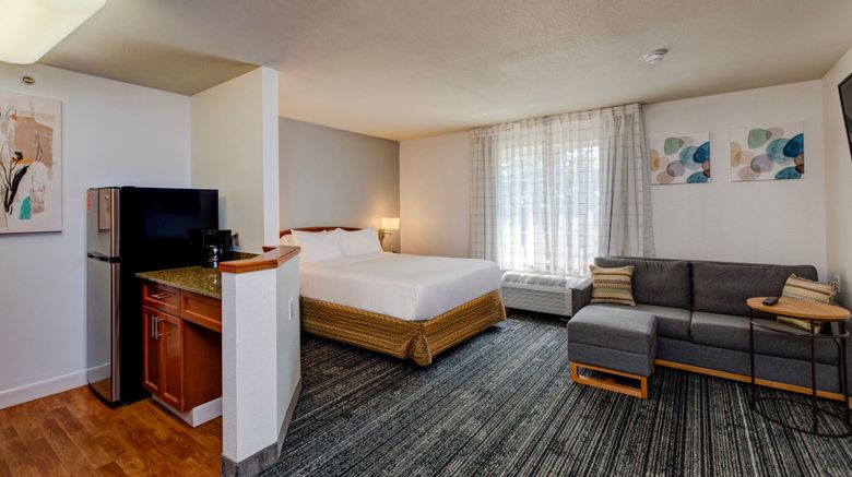 <b>TownePlace Suites Garden of the Gods Suite</b>. Images powered by <a href="https://www.leonardoworldwide.com/" title="Leonardo Worldwide" target="_blank">Leonardo</a>.