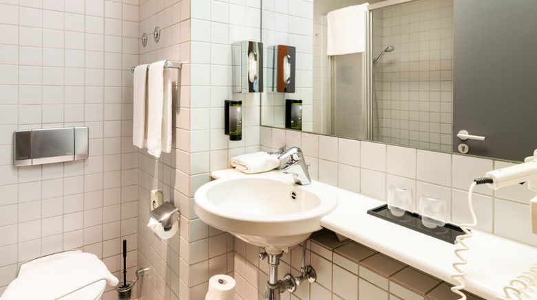 <b>Plaza Hotel & Living Frankfurt Room</b>. Images powered by <a href="https://www.leonardoworldwide.com/" title="Leonardo Worldwide" target="_blank">Leonardo</a>.