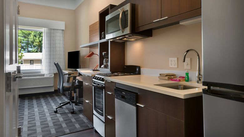 <b>TownePlace Suites by Marriott Boone Room</b>. Images powered by <a href="https://www.leonardoworldwide.com/" title="Leonardo Worldwide" target="_blank">Leonardo</a>.