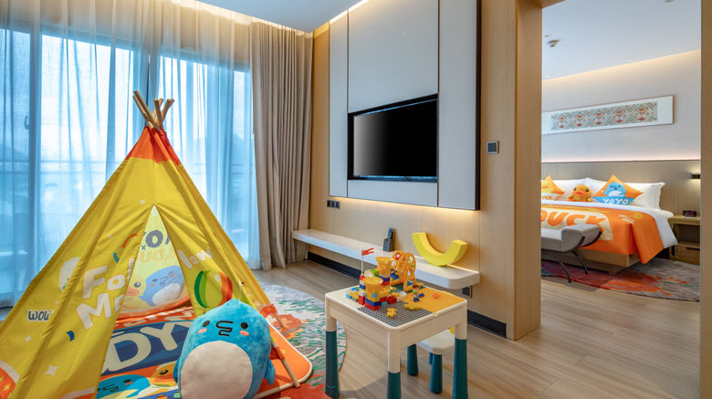 <b>Holiday Inn Resort Qingyan Suite</b>. Images powered by <a href="https://www.leonardoworldwide.com/" title="Leonardo Worldwide" target="_blank">Leonardo</a>.