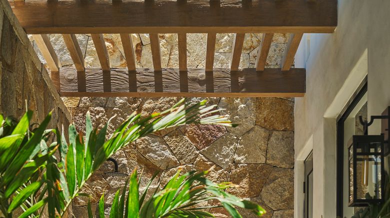 <b>Four Seasons Resort at Cabo del Sol Room</b>. Images powered by <a href="https://www.leonardoworldwide.com/" title="Leonardo Worldwide" target="_blank">Leonardo</a>.