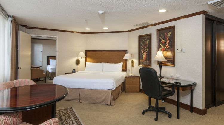 Delta Hotels by Marriott San Jose Aurola Suite