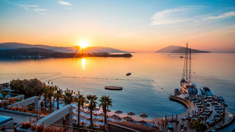 <b>Caresse, a Luxury Collection Resort/Spa Beach</b>. Images powered by <a href="https://www.leonardoworldwide.com/" title="Leonardo Worldwide" target="_blank">Leonardo</a>.