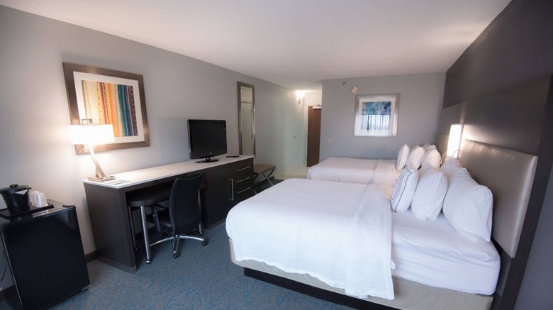 <b>Fairfield Inn & Suites Atlanta Airport N Room</b>. Images powered by <a href="https://www.leonardoworldwide.com/" title="Leonardo Worldwide" target="_blank">Leonardo</a>.