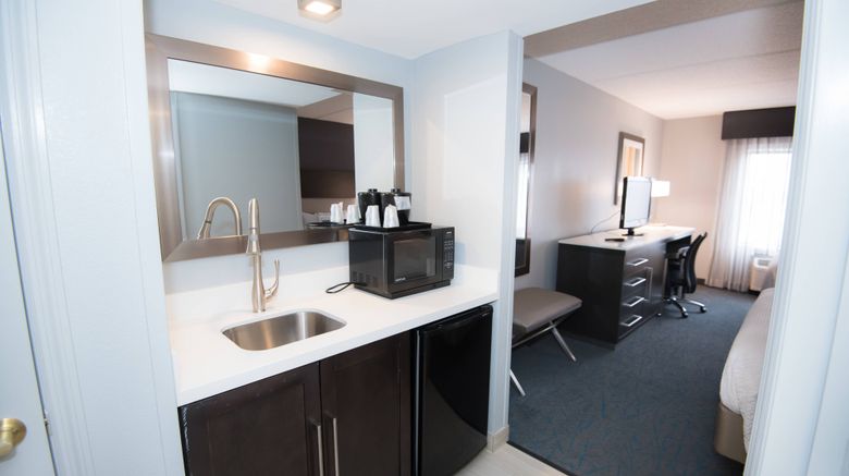<b>Fairfield Inn & Suites Atlanta Airport N Suite</b>. Images powered by <a href="https://www.leonardoworldwide.com/" title="Leonardo Worldwide" target="_blank">Leonardo</a>.
