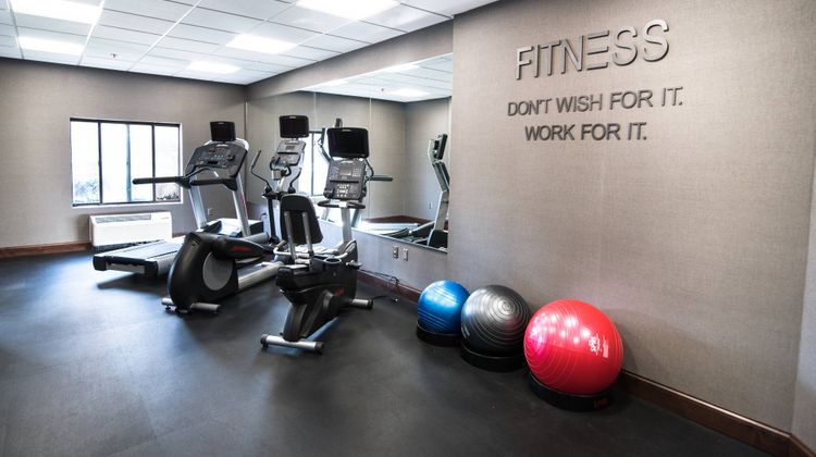 Fairfield Inn & Suites Atlanta Airport N Recreation