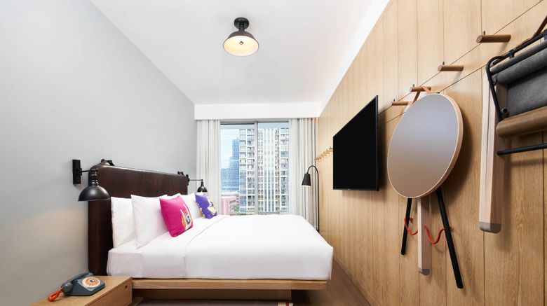 <b>Moxy Shenzhen North Station Room</b>. Images powered by <a href="https://www.leonardoworldwide.com/" title="Leonardo Worldwide" target="_blank">Leonardo</a>.