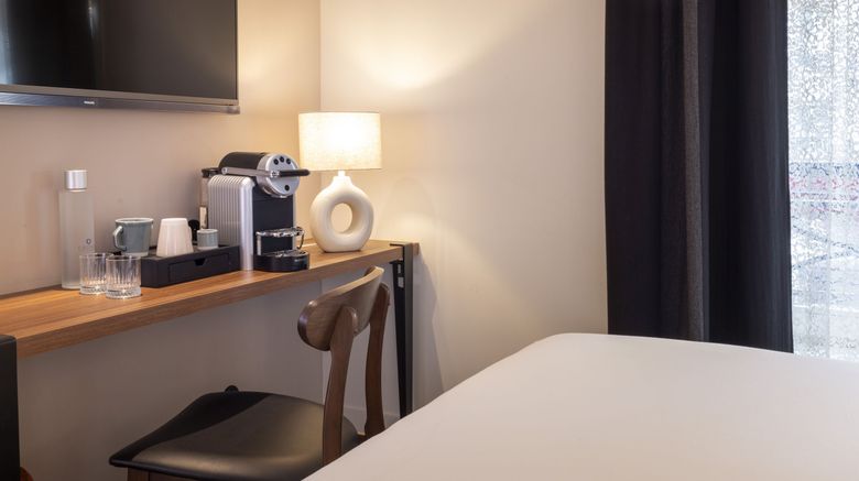 <b>Hotel Chavanel Room</b>. Images powered by <a href="https://www.leonardoworldwide.com/" title="Leonardo Worldwide" target="_blank">Leonardo</a>.