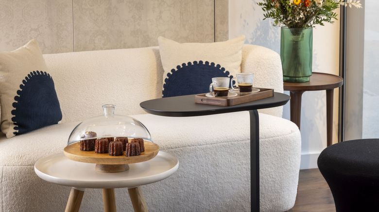 <b>Hotel Chavanel Lobby</b>. Images powered by <a href="https://www.leonardoworldwide.com/" title="Leonardo Worldwide" target="_blank">Leonardo</a>.