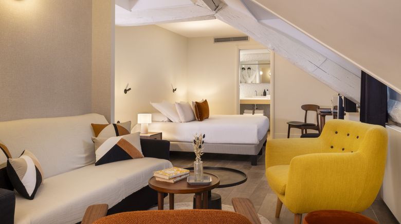 <b>Hotel Chavanel Suite</b>. Images powered by <a href="https://www.leonardoworldwide.com/" title="Leonardo Worldwide" target="_blank">Leonardo</a>.