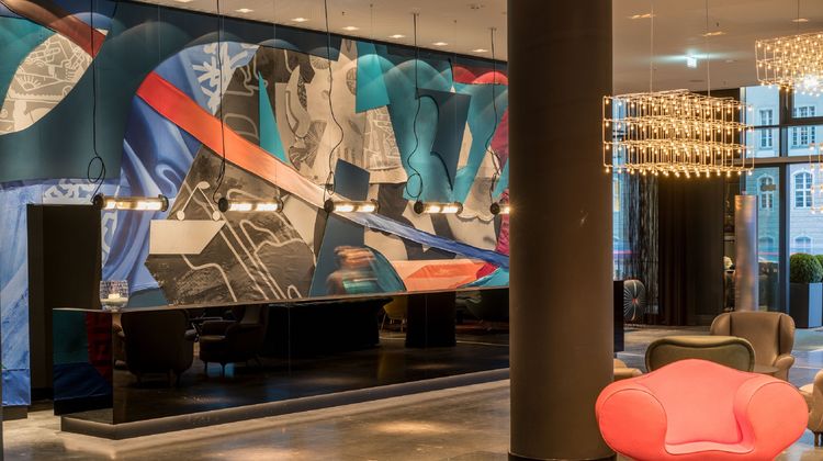 Motel One Berlin/Alexanderplatz Lobby